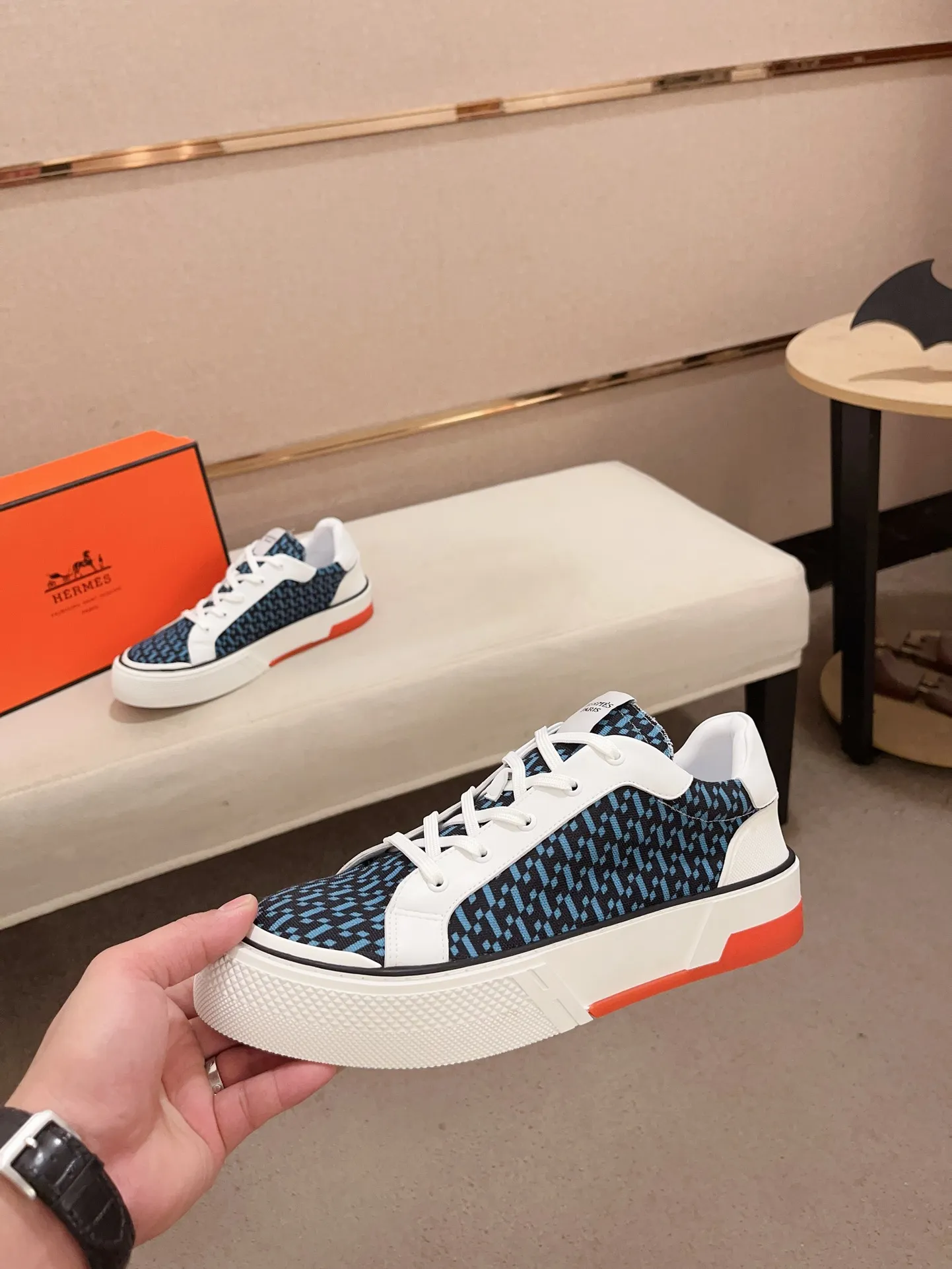 Men's clothing and shoes💰: 440💰《HERMES》【Classic Original Version】Hermès; Top 🔝 Purchasing Agency 🔍🔍Latest 🇺🇸Sold simultaneously at counters, original imported from Italy ▲▲Cow leather▲ ▲Exquisite workmanship (Italian 🇮🇹imported water-dyed 🐂cowhide lining) sole: original sole provided by the original factory, ⚠️exclusive double-layer activity·TPR·rubber·combined molded outsole; Code number: 38-46